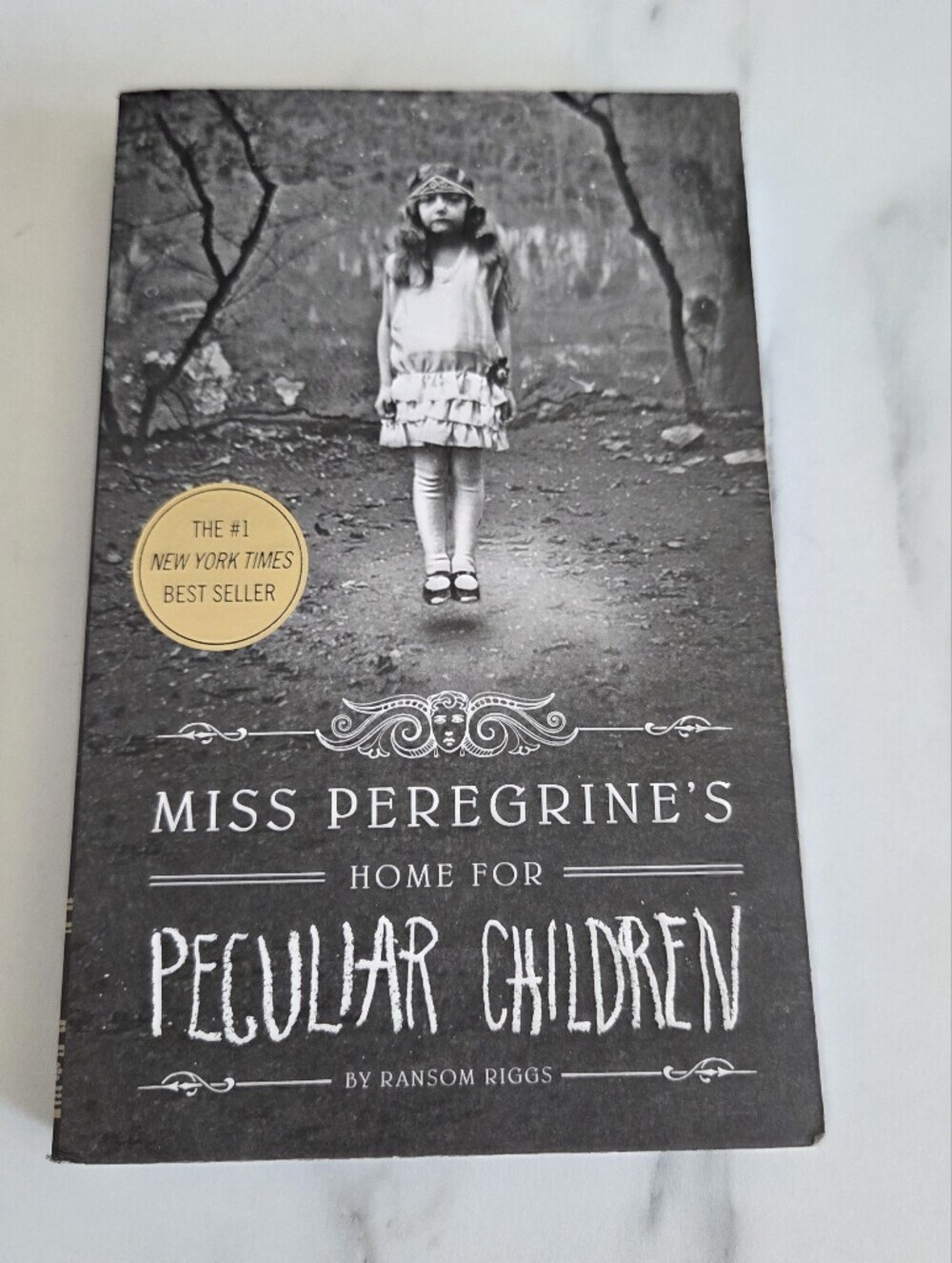 Miss Peregrine's Home for Peculiar Children by Ransom Riggs Book